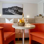 Pension Hotel Sartor 3*